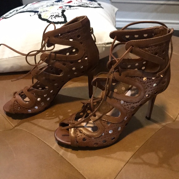 vince camuto lace heels